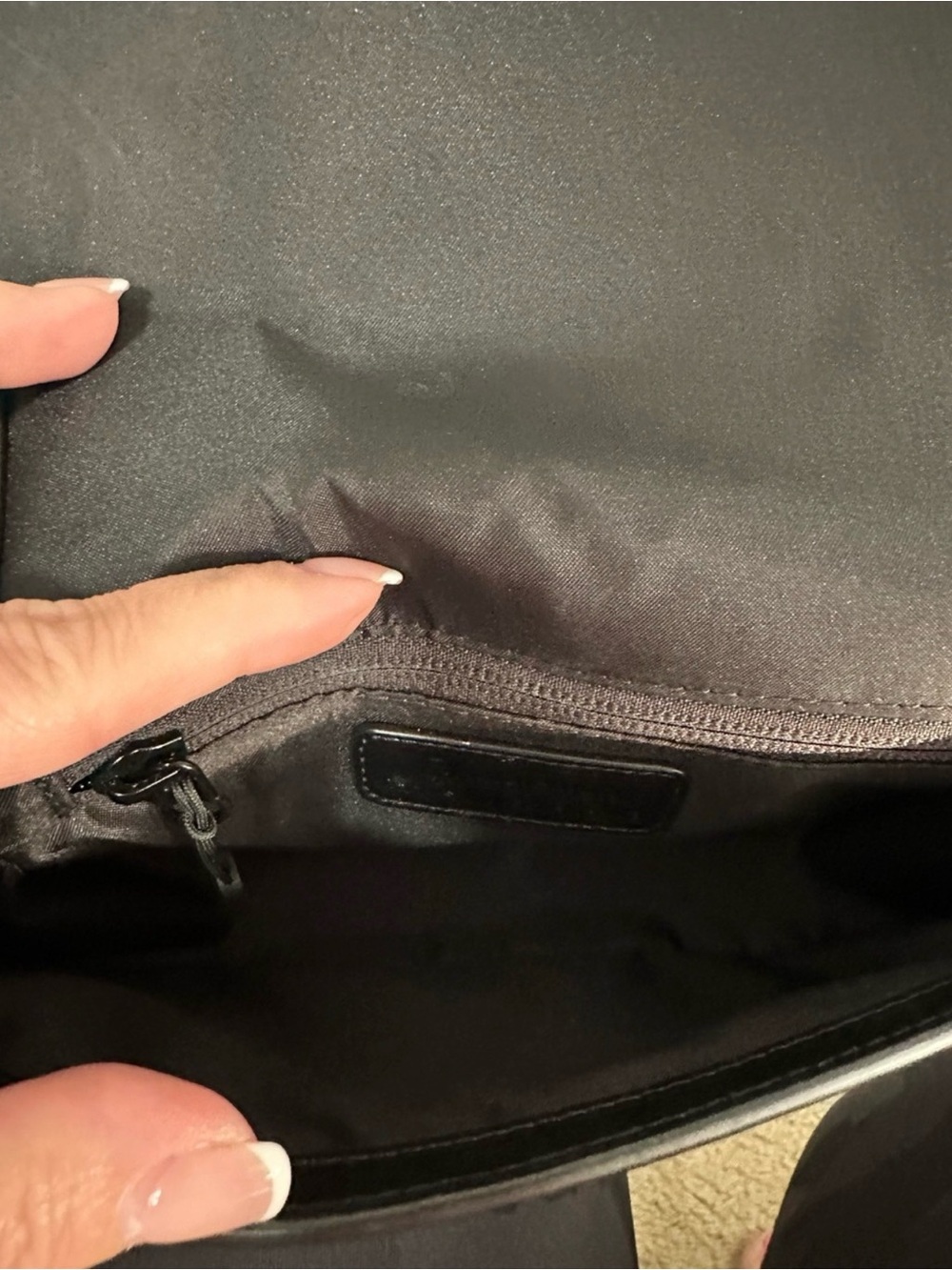 Lululemon Cactus Leather Alternative Mini Bag 1.2L Black NO CROSSBODY STRAP - Picture 7 of 9